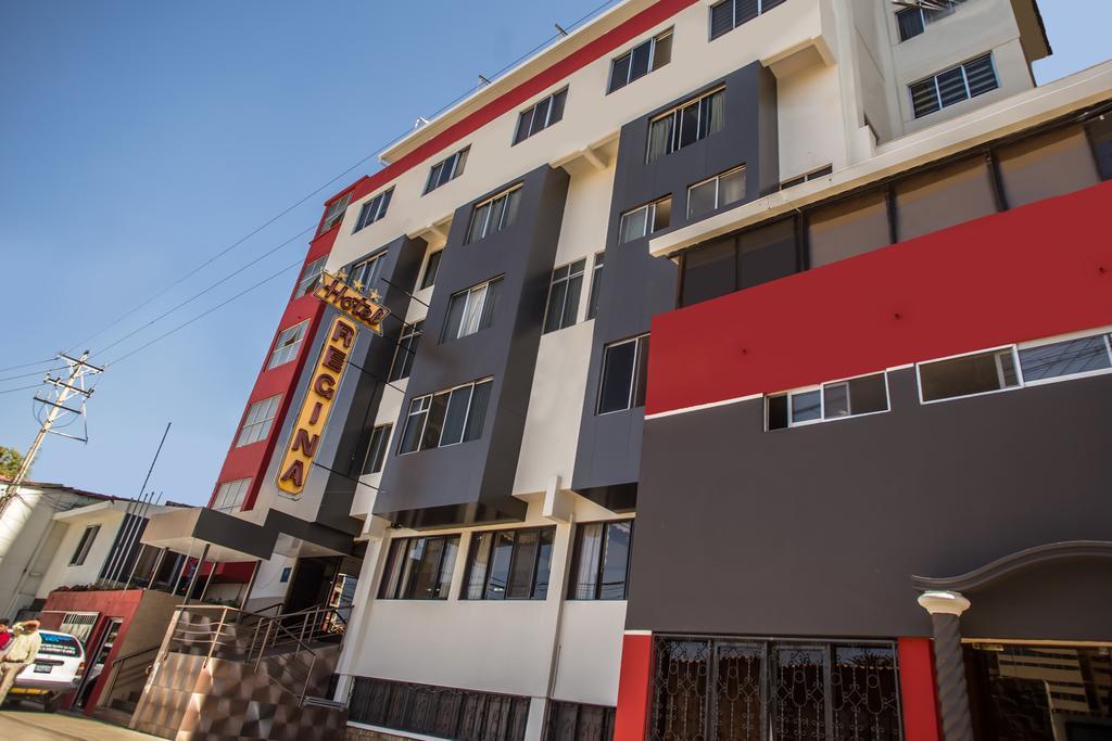 Hotel Regina โกชาบัมบา ภายนอก รูปภาพ