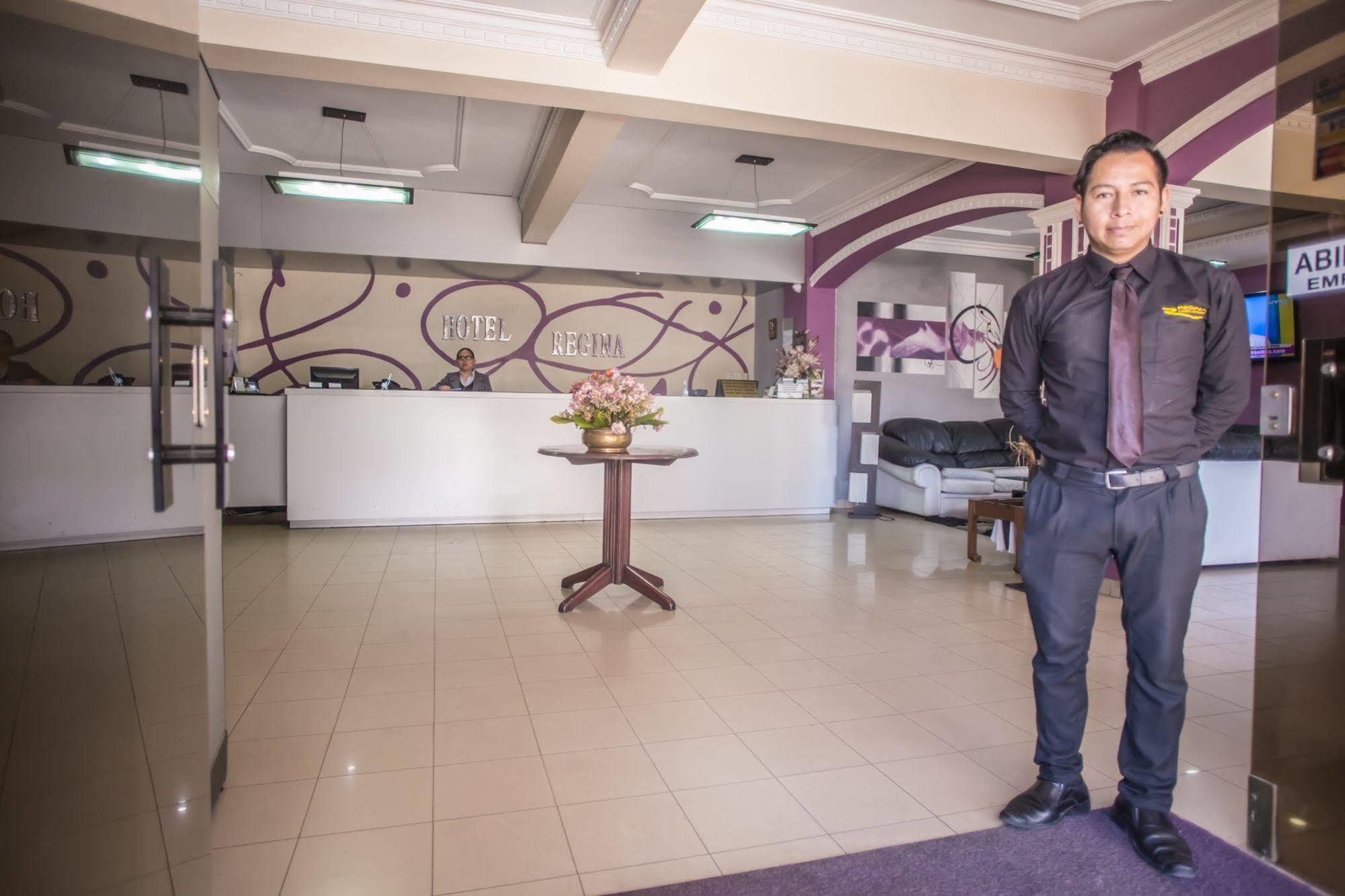 Hotel Regina โกชาบัมบา ภายนอก รูปภาพ