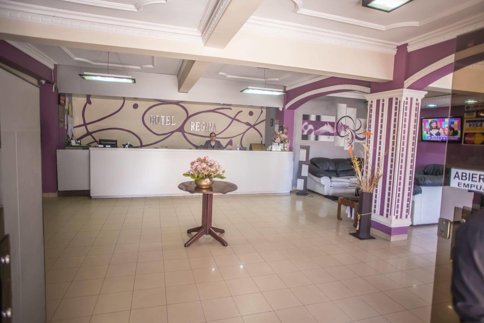 Hotel Regina โกชาบัมบา ภายนอก รูปภาพ